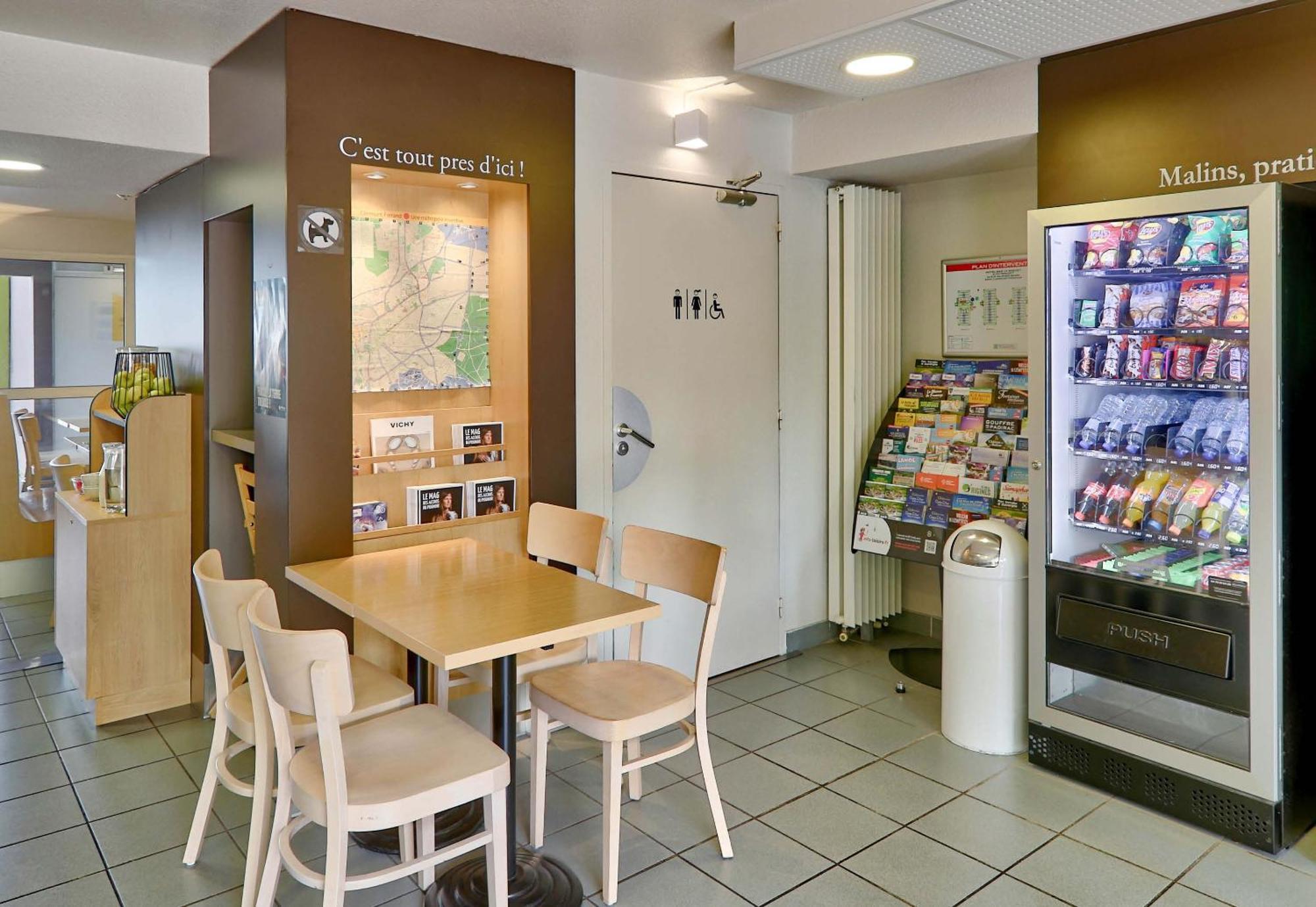 B&B Hotel Clermont-Ferrand Le Brezet Aeroport Екстер'єр фото