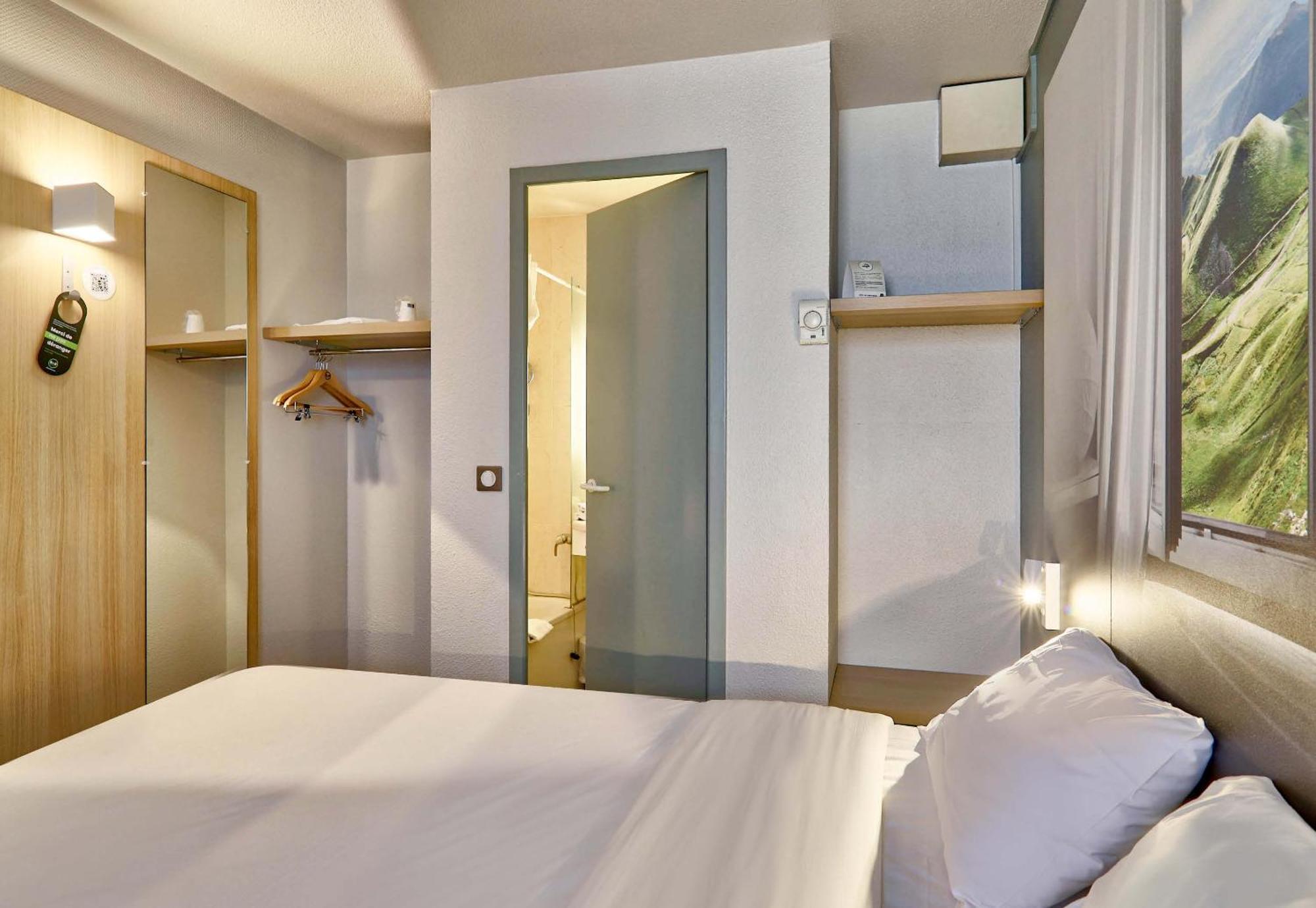 B&B Hotel Clermont-Ferrand Le Brezet Aeroport Екстер'єр фото